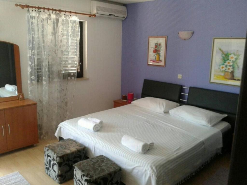 Apartments Magda Супетар Екстериор снимка