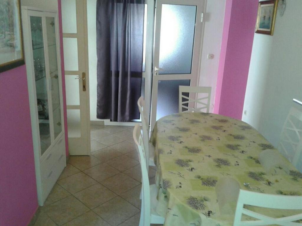 Apartments Magda Супетар Екстериор снимка