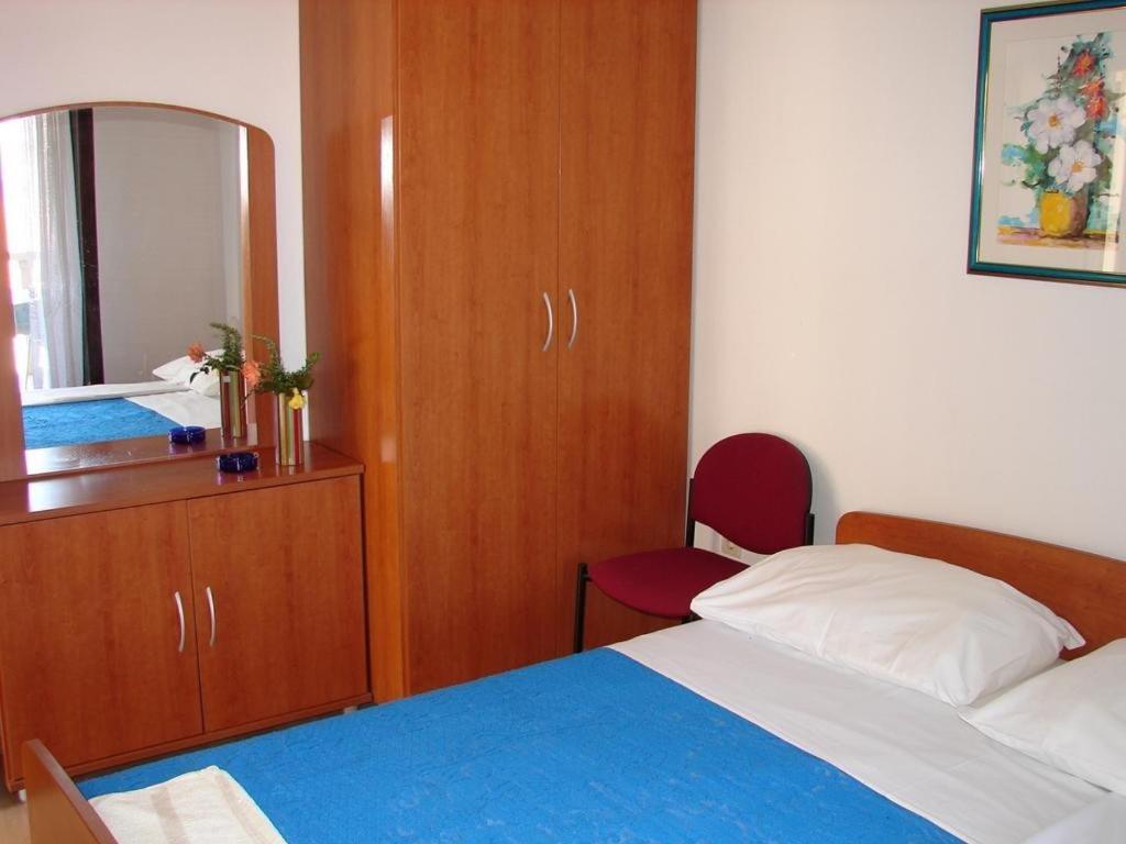Apartments Magda Супетар Екстериор снимка